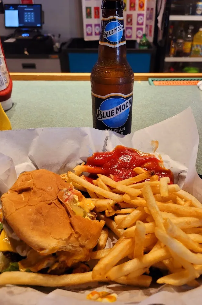 Cheeseburger and Fries